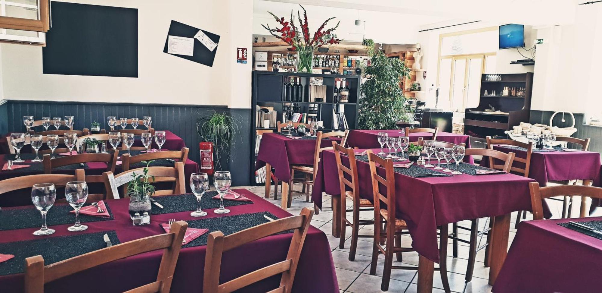 La Petite Maison Des Artistes Castelnau-Pégayrols Kültér fotó