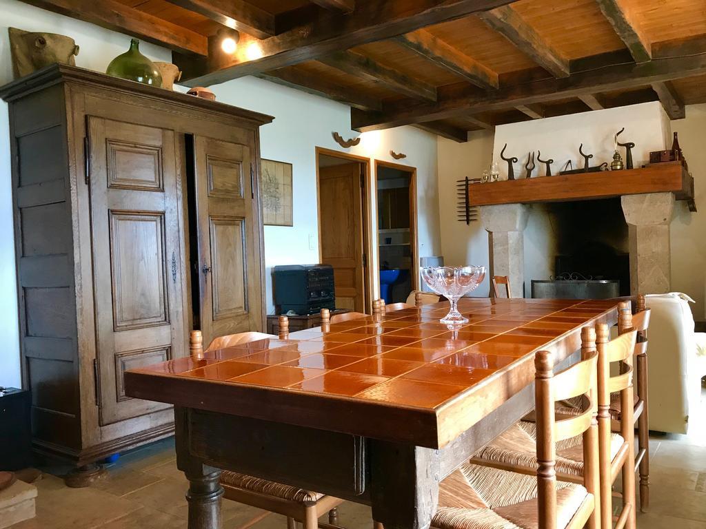La Petite Maison Des Artistes Castelnau-Pégayrols Szoba fotó